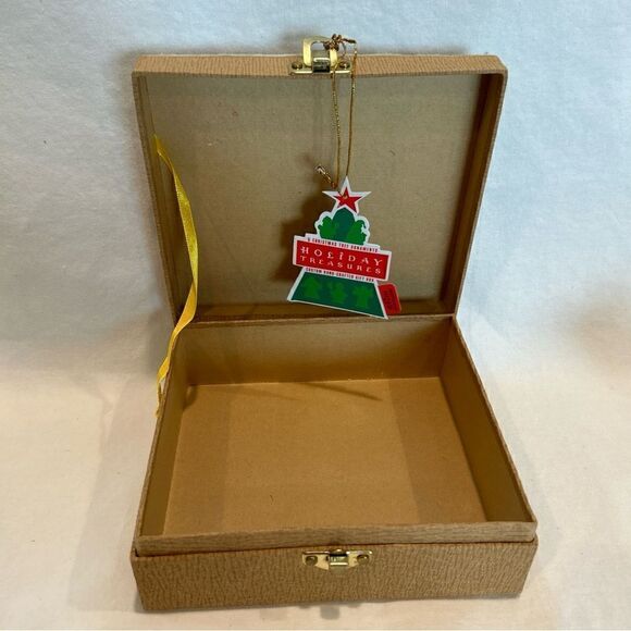 Holiday Treasures Hand Crafted Gift Box & 5 Resin Christmas Tree Ornaments - Picture 3 of 8